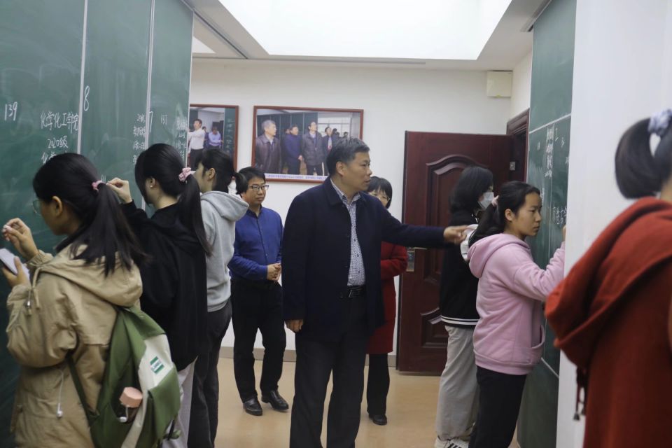 QQ图片20210414213315.jpg QQ图片20210414213315.jpg